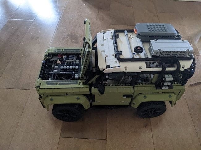 Lego land rover