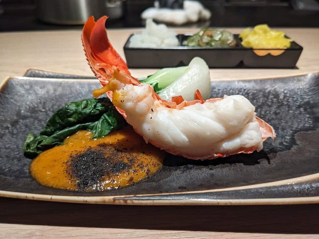 Lobster with shrimp sauce
