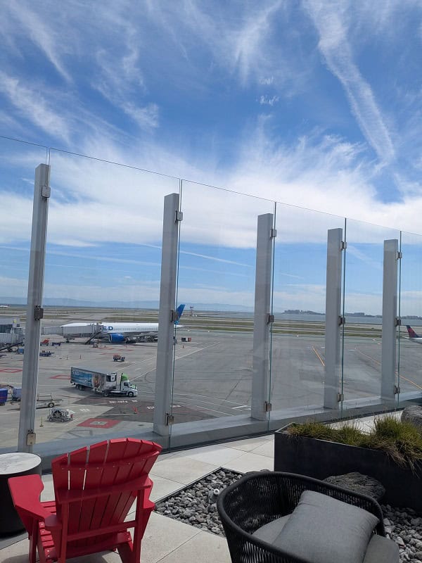 Chilling outside at the Air Canada Lounge in SFO